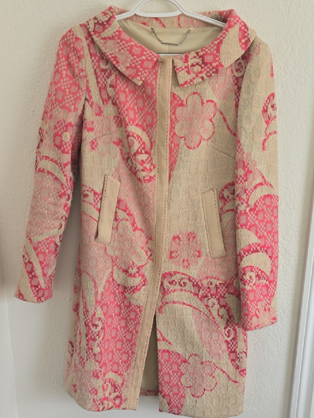 Elie Tahari Pink & Cream Floral Jacquard Trench Coat